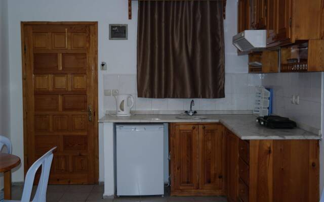 Dilek Hotel & Apartments