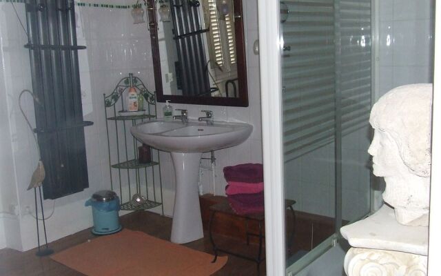 La Villa Les Pieds dans lOuche