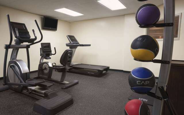Wingate by Wyndham Chicago Schaumburg