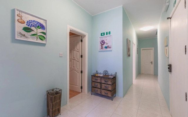 Fantastic 3 Bedroom Duplex Penthouse with Terrace