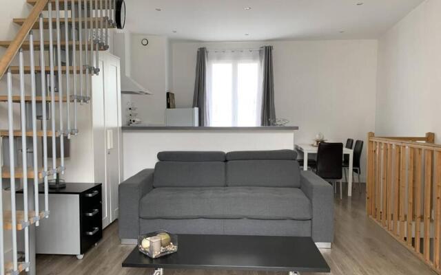 Superbe appartement duplex meublé avec gout 1 chambre