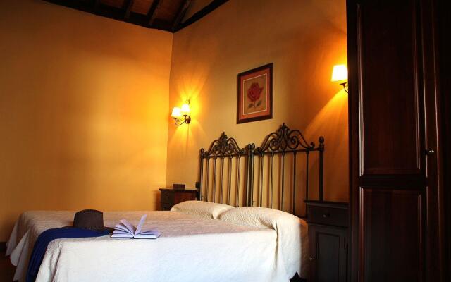 Hotel Rural Finca Sulula