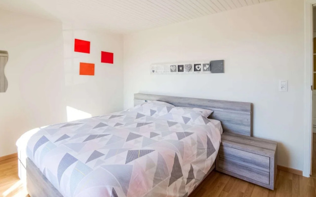 Pretty Farmhouse in Houffalize With Courtyard