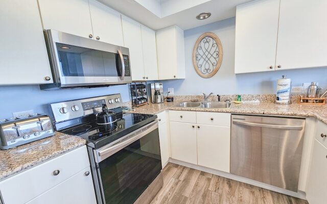204b 2 Bedroom Condo