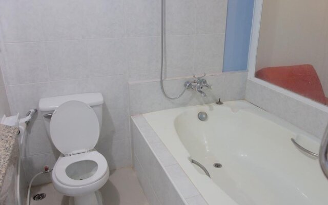 The Tower Praram 9 Hotel