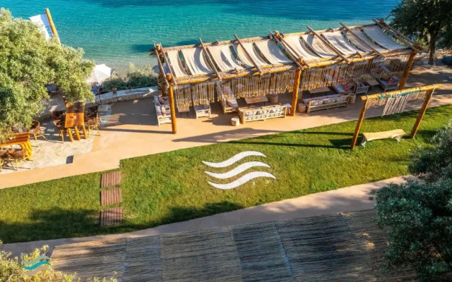 Plataria Seaside Resort