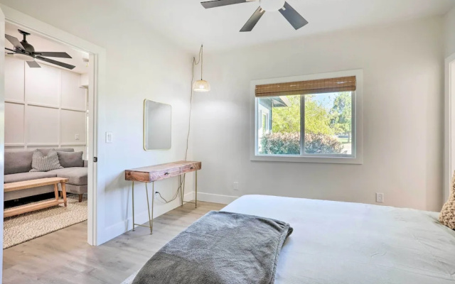 Boho-chic Folsom Retreat: Walkable Location!