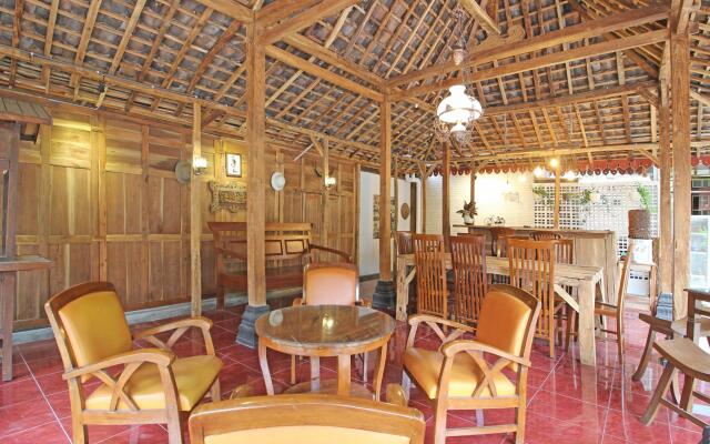 RedDoorz near Pojok Beteng Prawirotaman