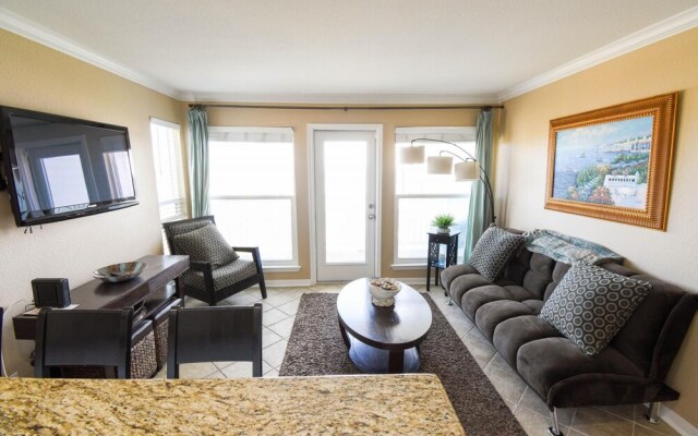 Seascape 2216 Hotel Room