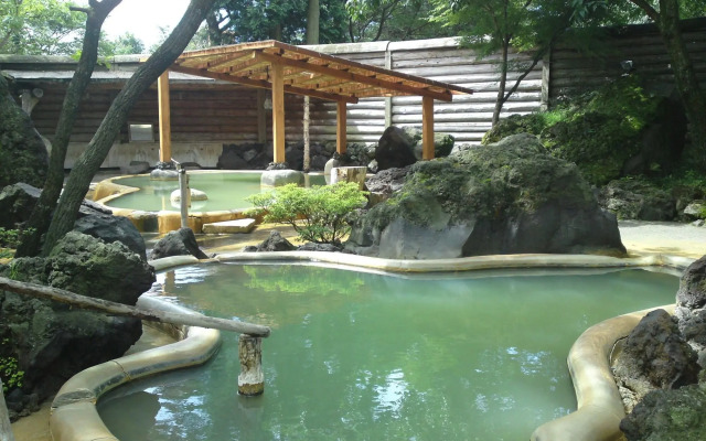 Aso Baien Spa Resort