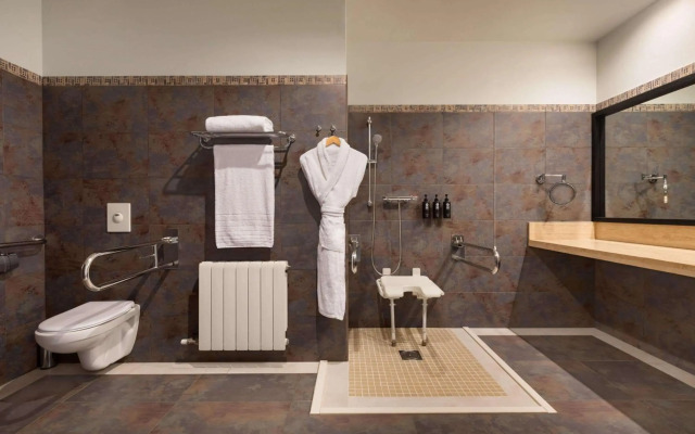 Отель Dolce by Wyndham Barcelona Resort