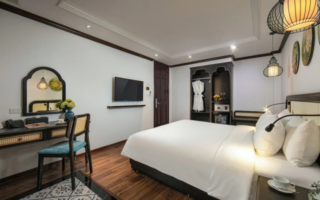 Media Central Hotel & Spa