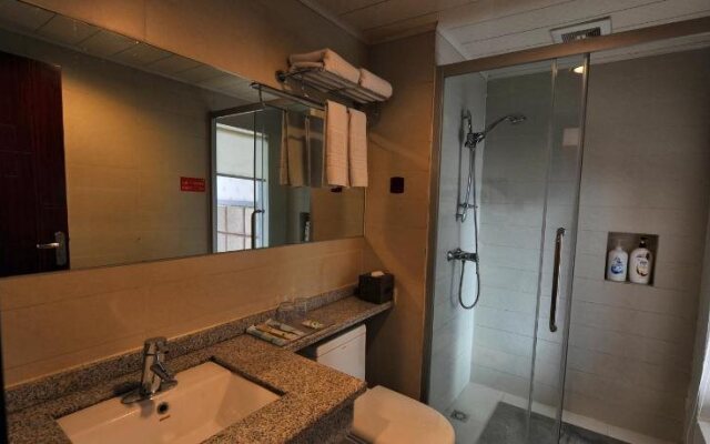 Le Cheng Hotel