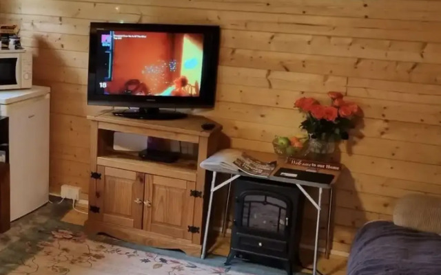 Glamping Cabin - Great for Hikers - Breakfast Inc!
