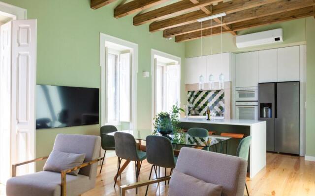 Lisbon Panoramic View -3Bedrs+3Baths+ Balconies+AC