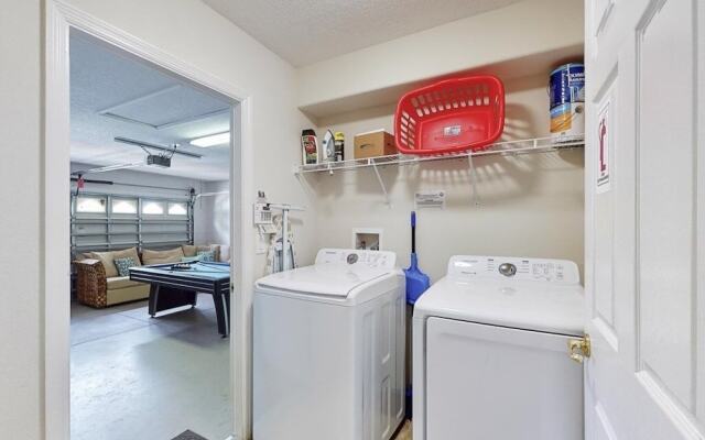 Anthea's Orange Tree 4 Bedroom Home