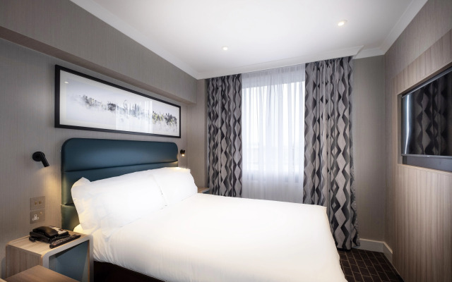 City Sleeper at Royal National Hotel
