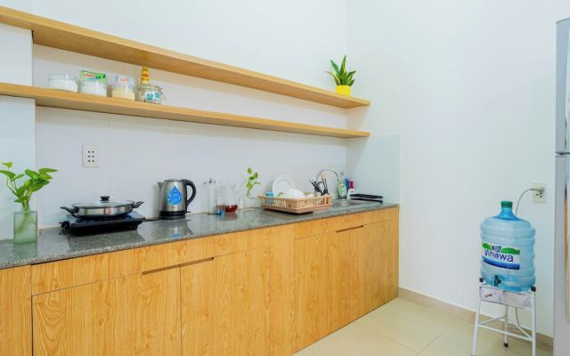 LaLaHouse Riverside Residence