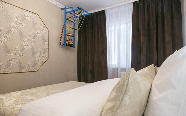 Пять Звёзд на Ленинградском 12А