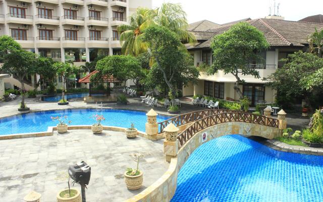 Lombok Raya Hotel
