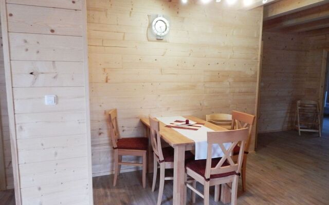 Holzblockhaus Stark