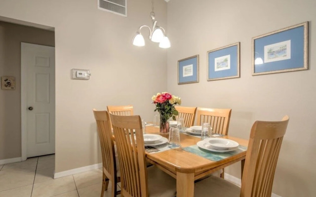 Feeling Like A Rockstar! 3 Bedroom Home