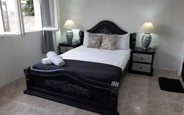 1G2-4 Apartamento en la Ciudad Antigua