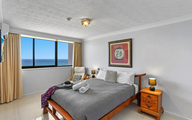 Breakers North Absolute Beachfront Apartments