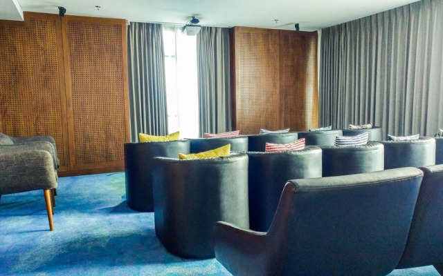 Spacious Elegant 3br Veranda Residence @ Puri Apartment