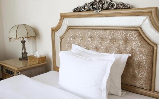 Visak Hotel