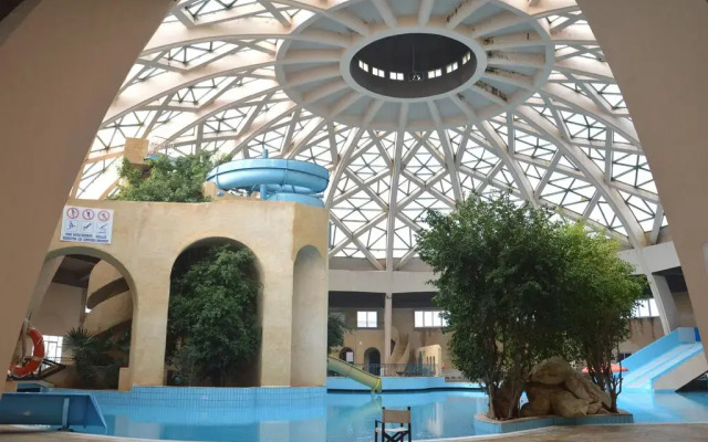 Suites hotel les charmilles & spa