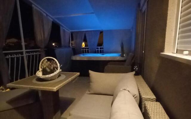 Apartments Anita Frane