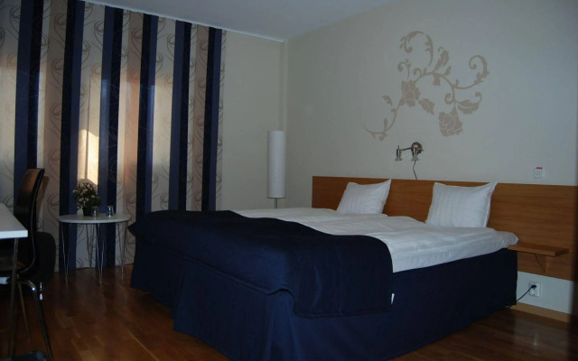 Butapalats Hotell