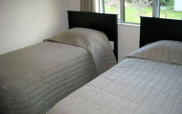 St John's Court Motel