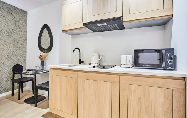 Superb New Studio in the Center of Paris/opera