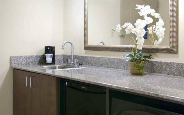 Hampton Inn & Suites Savannah-Airport