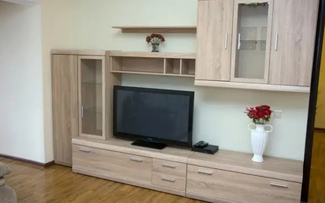 AHome 09 at Balzak str