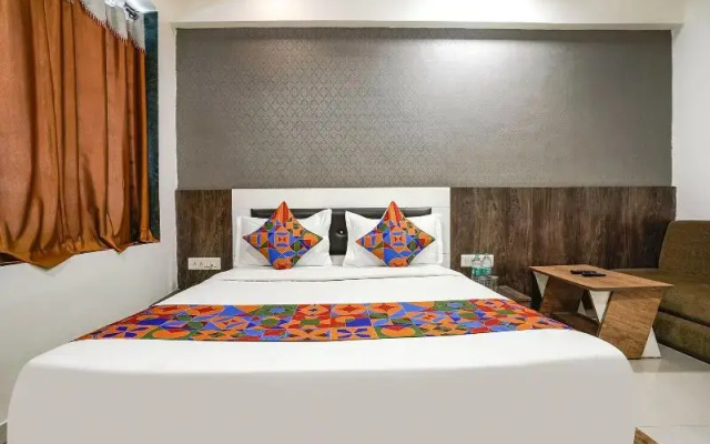 Fabhotel Galaxy I