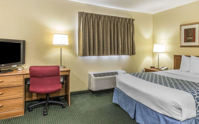 Suburban Studios Fort Myers Cape Coral