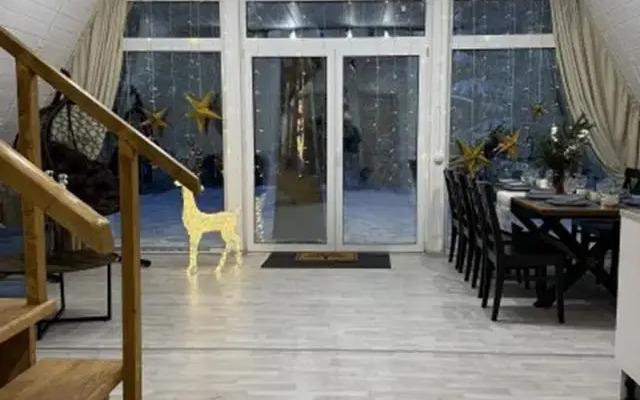 Klever House (Клевер Хаус) Лехтуси Парк