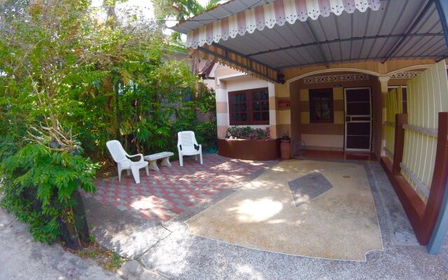 Aree Guesthouse5