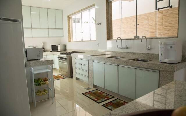 Hotel e Pousada Dona Lídia