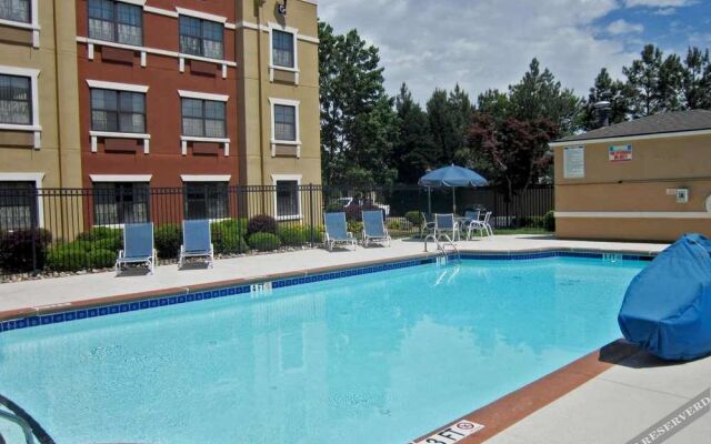 Extended Stay America Suites Fayetteville Cross Creek Mall