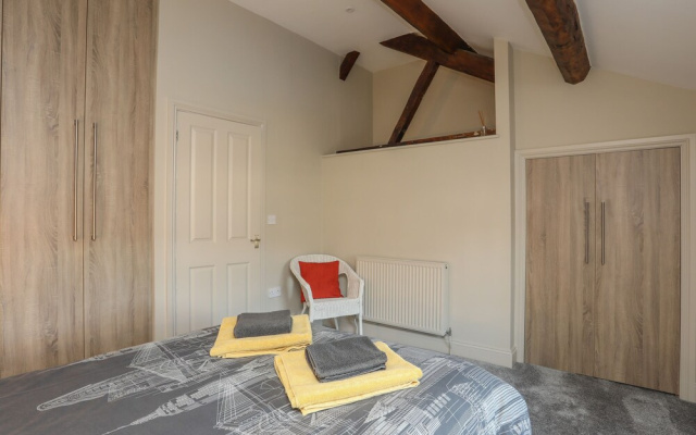 2 Ivy House