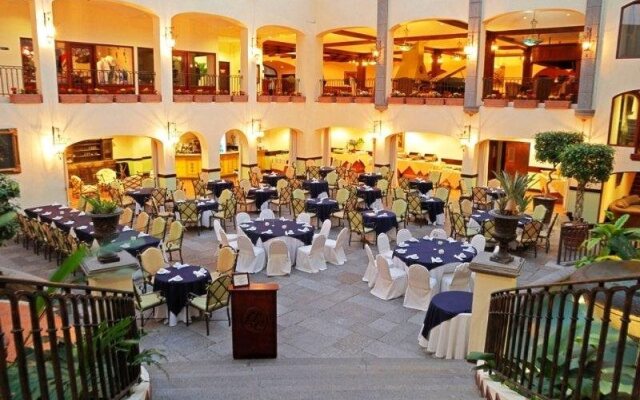 La Condesa Hotel & Villas