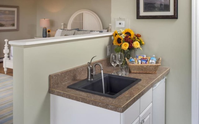 Huron House Bed and Breakfast