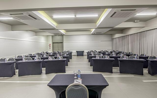 Hotel Deville Express Cascavel