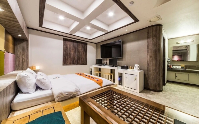 Paju Maru Hotel