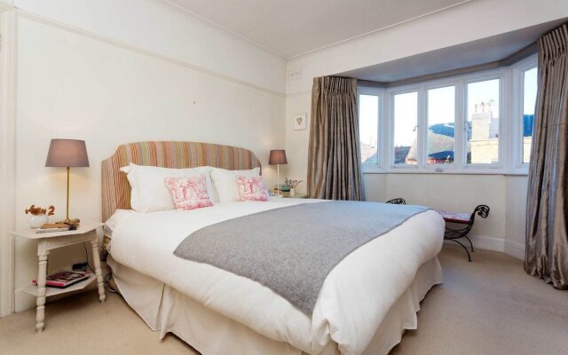 Enchanting in East Sheen