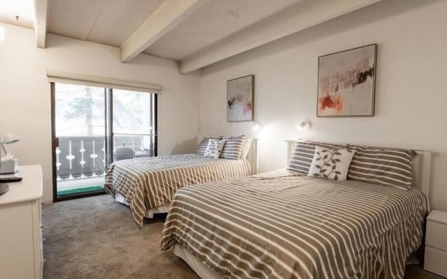 Villa Cortina Condo 5 Minutes Walk to Vail Village by RedAwning